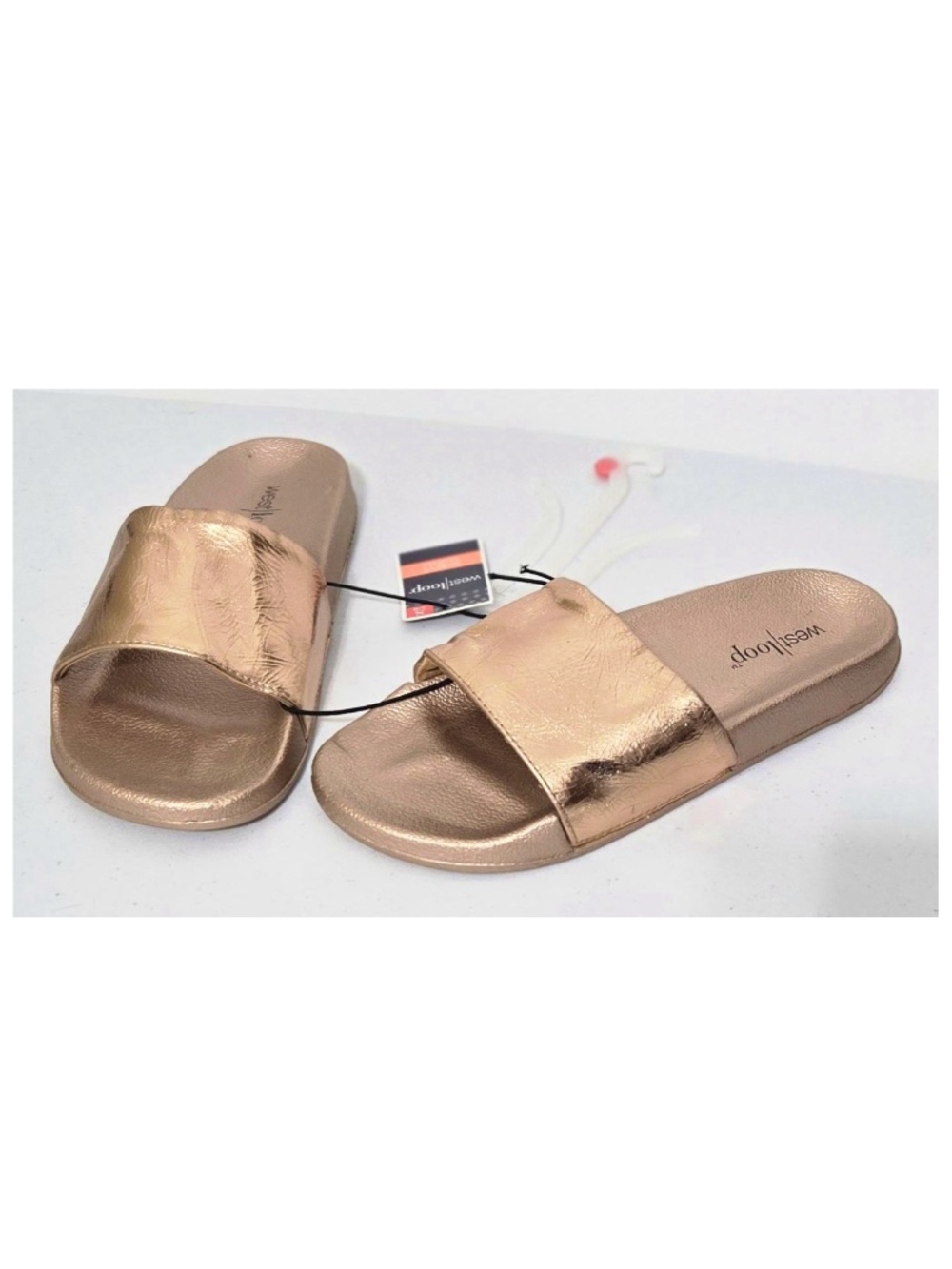 New West Loop Sandals Womens Small 5 6 Gold Slides Shoes NWT